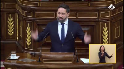 Santiago Abascal: "Ustedes han creado dos Españas, nosotros no queremos estar en su España"