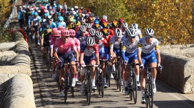 Ver Resumen Etapa 10 de La Vuelta España 20 - Castro Urdiales - Suances