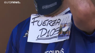 Maradona operado de urgencia por un hematoma en el cerebro.