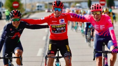 Watch Highlights of Stage 18 - LA VUELTA 20 - Hipódromo de la Zarzuela - Madrid