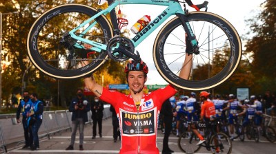 Ver Resumen Etapa 18 de La Vuelta España 20 - Hipódromo de la Zarzuela - Madrid