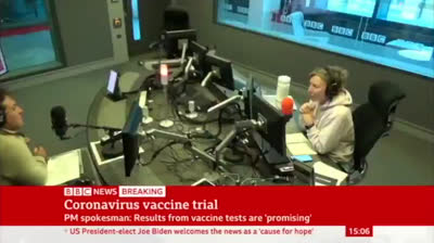 El doctor John Bell (Oxford) cree que podremos volver a la vida normal en primavera de 2021