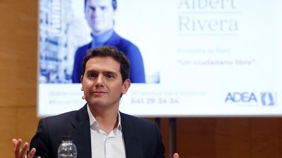 Albert Rivera: "Uno puede ser flexible, pero tiene que tener dignidad"