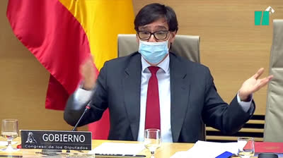Salvador Illa: "La vacuna de la compañía BioNTech la descubrieron unos hijos de inmigrantes turcos, y no miro a nadie"