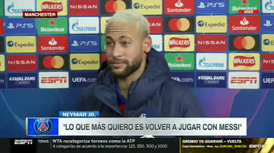 Neymar: "I want to play with Messi again next year"