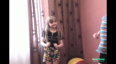 Dad and daughter tickle little Nastya/the two girls dance