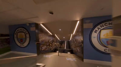 Incredibile volo di droni per celebrare il titolo di Premier League del Manchester City